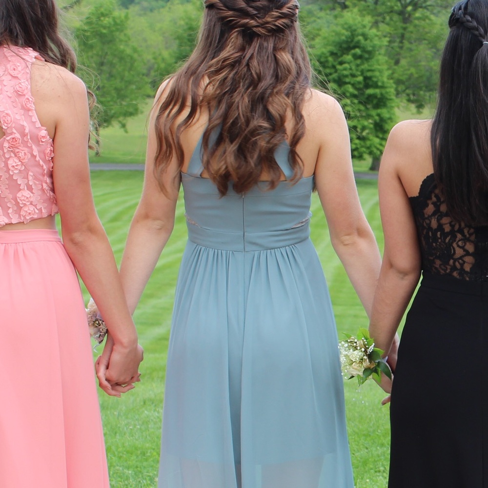 Prom Dress - Picture 3 of 3